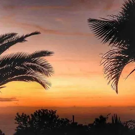 Great Views & Heated Pool - El Perenquen 1 *